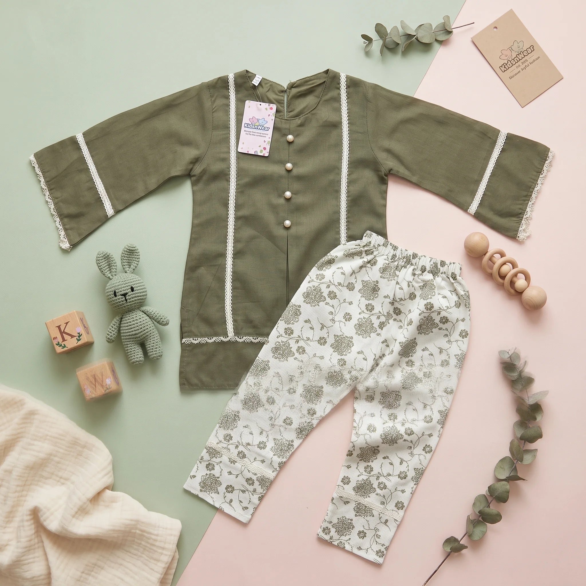 Girls' Mustard Kurta & Printed Trousers Set