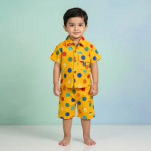 Boys' Vibrant Smiley Face Print Premium Cuban Collar Shirt and Shorts Set